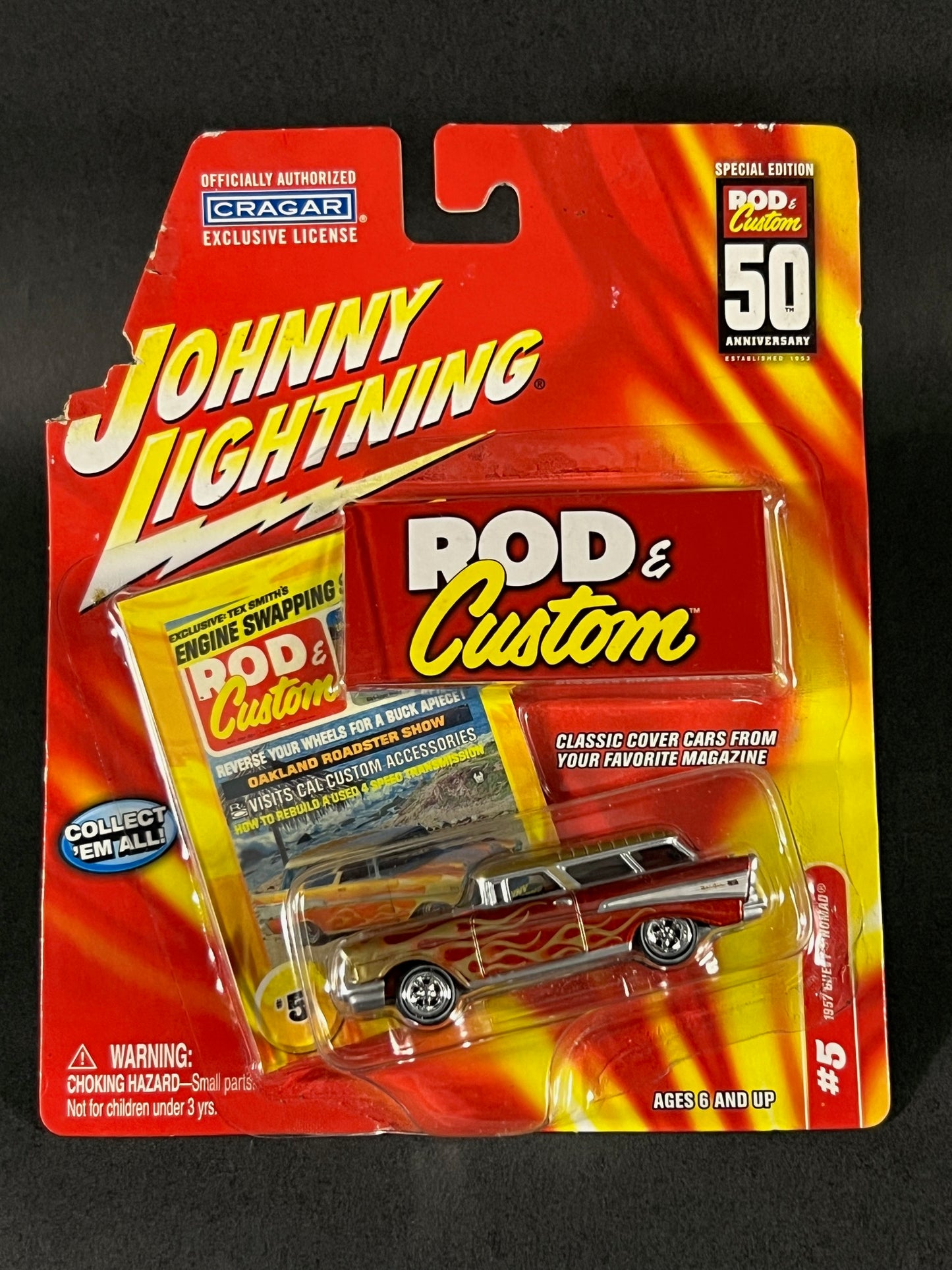 2003 Johnny Lightning Rod & Custom #5 1957 Chevy Nomad, Red