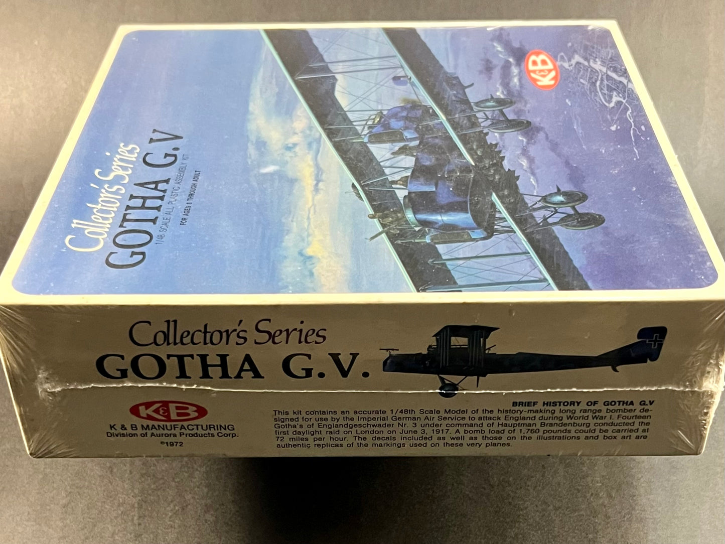 1972 K&B Model Kit 1126-300 1:48 Scale Collector's Series Gotha G.V