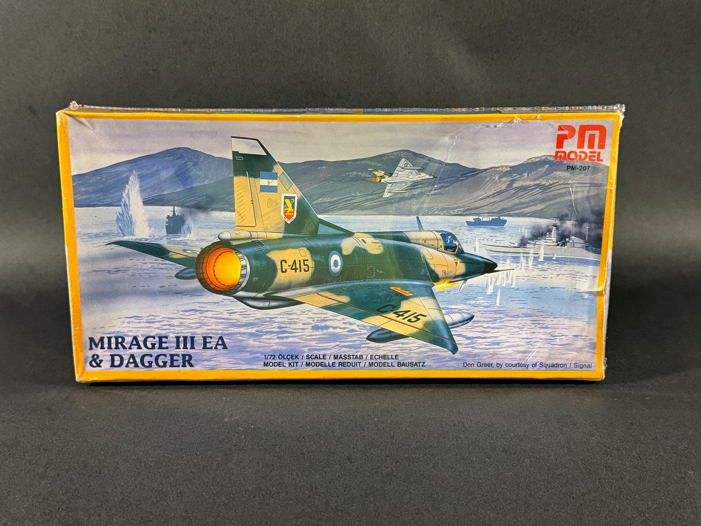 PM Model Kit PM-207 1:72 Scale Mirage III EA & Dagger