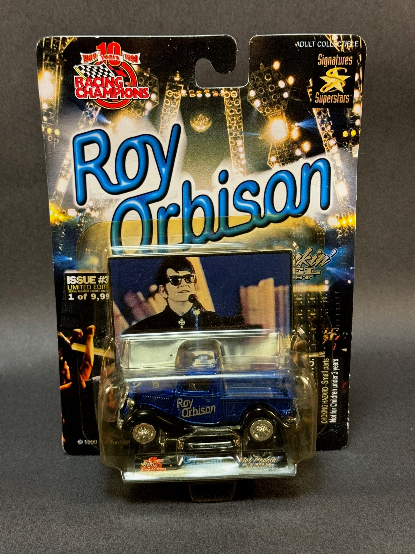 1999 Racing Champions Hot Rockin' Steel #37 Roy Orbison, Blue