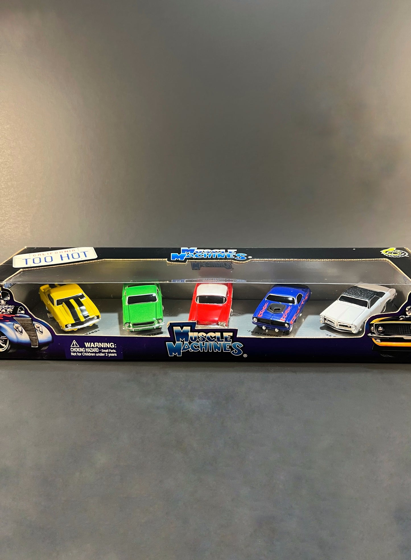 2005 Muscle Machines California Too Hot 5 Car Set (Version 6)