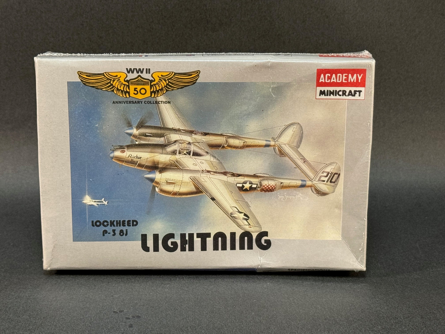 Academy MiniCraft Model Kit 4410 1:144 Scale Lockheed P-38J Lightning