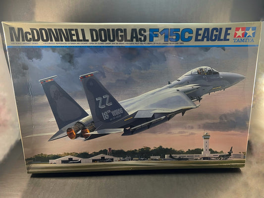 Tamiya Model Kit 60304 1:32 Scale McDonnell Douglas F15C Eagle