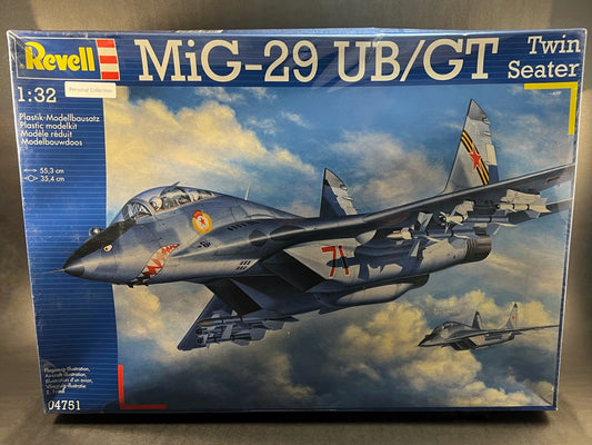 Revell Model Kit 04751 1:32 Scale MiG-29 UB/GT Twin Seater