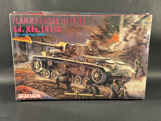 Dragon Models Kit 9017 1:35 Scale Flammpanzer III (F-1) Sd. Kfz. 141/3