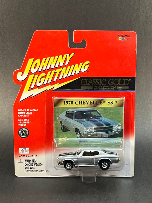 Johnny Lightning Classic Gold 1970 Chevelle SS Silver 1:64