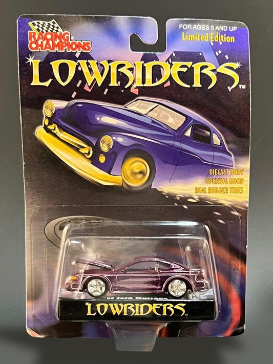 Racing Champions Lowriders '97 Ford Mustang