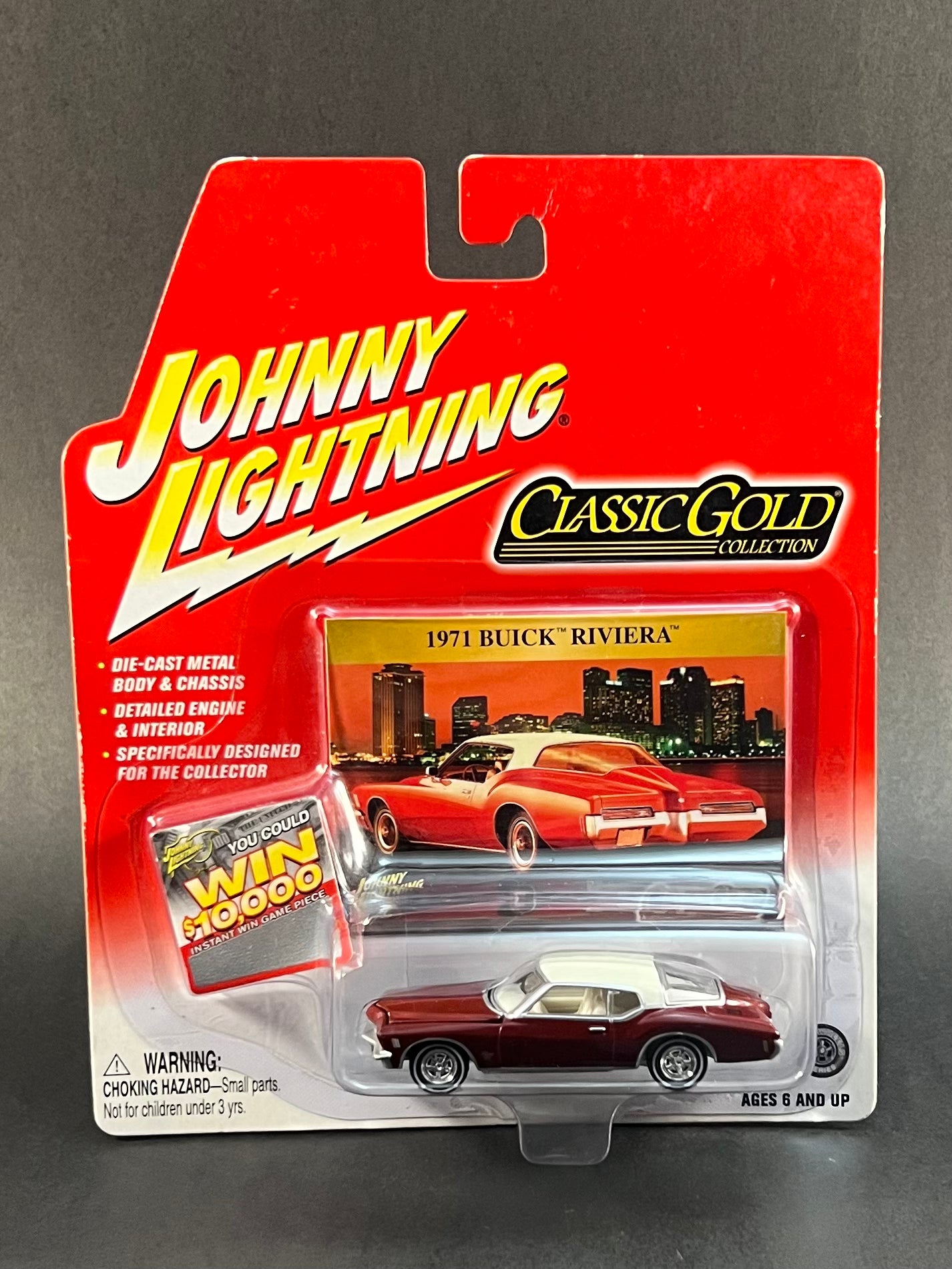 Johnny Lightning Classic Gold 1971 Buick Riviera Red 1:64