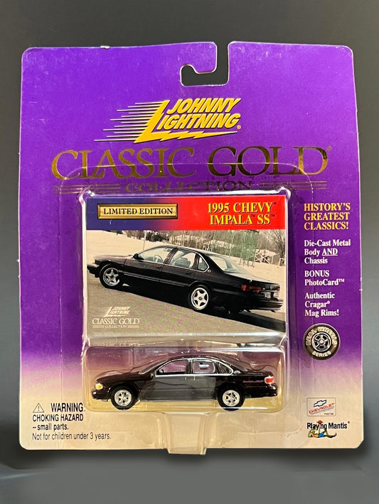 Johnny Lightning Classic Gold Collection 1995 Chevy Impala SS