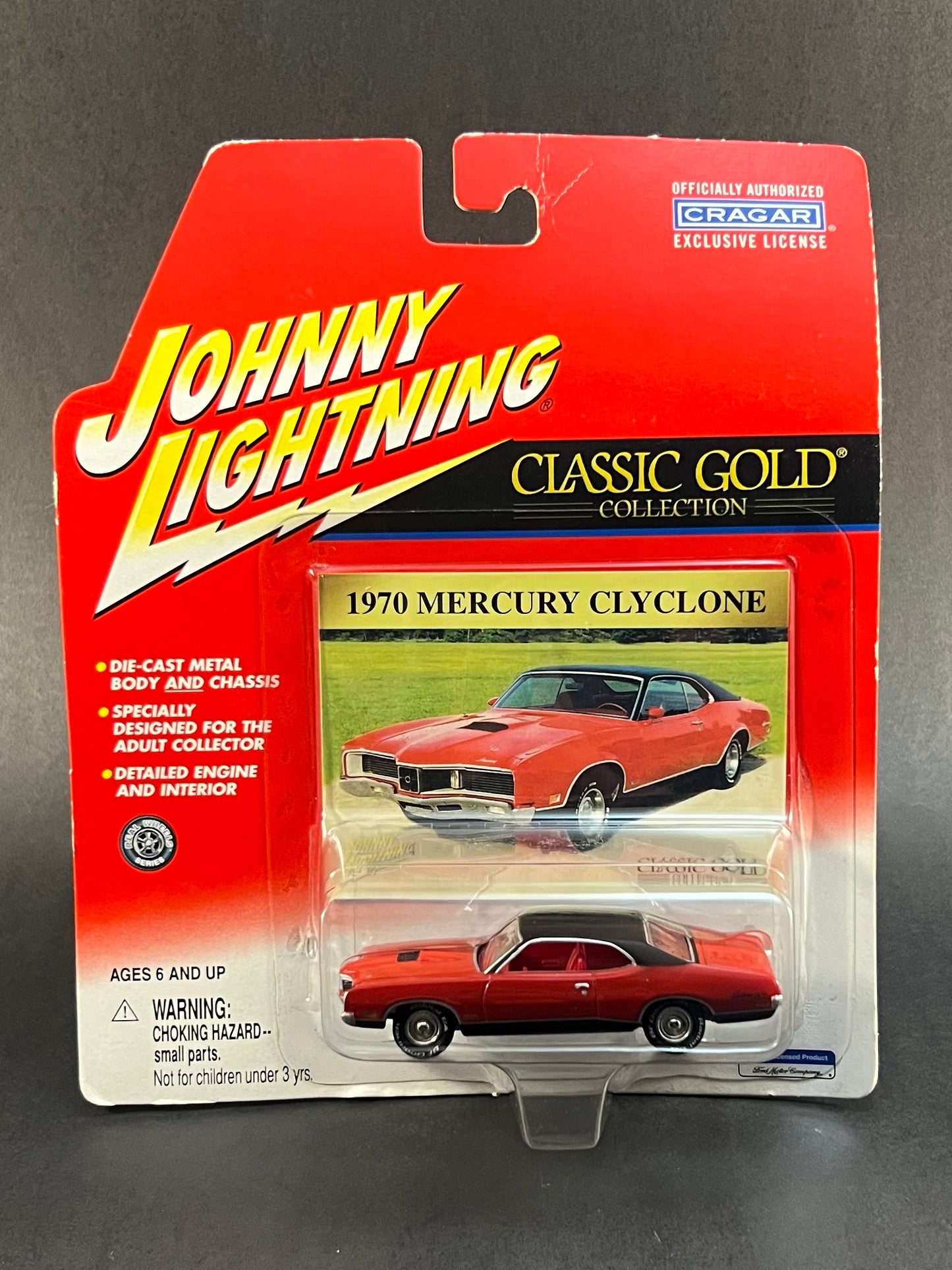 Johnny Lightning Classic Gold 1970 Mercury Cyclone Red 1:64