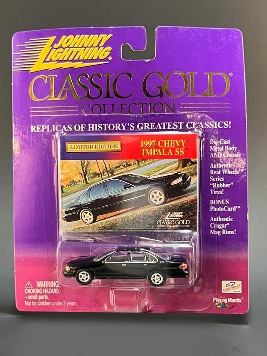 Johnny Lightning Classic Gold Collection 1997 Chevy Impala SS