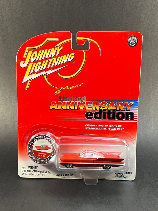 Johnny Lightning 10 Years 19/20 Lincoln Futura Red 1:64