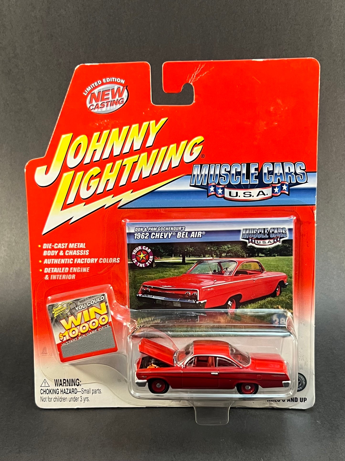 Johnny Lightning Muscle Cars USA 1962 Chevy Bel Air Red 1:64