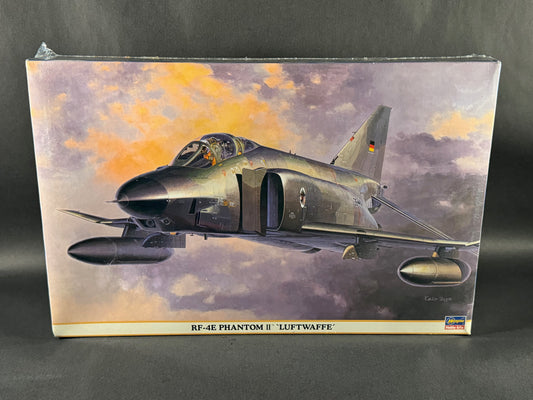 Hasegawa Model Kit 09590 1:48 Scale RF-4E Phantom II 'Luftwaffe'