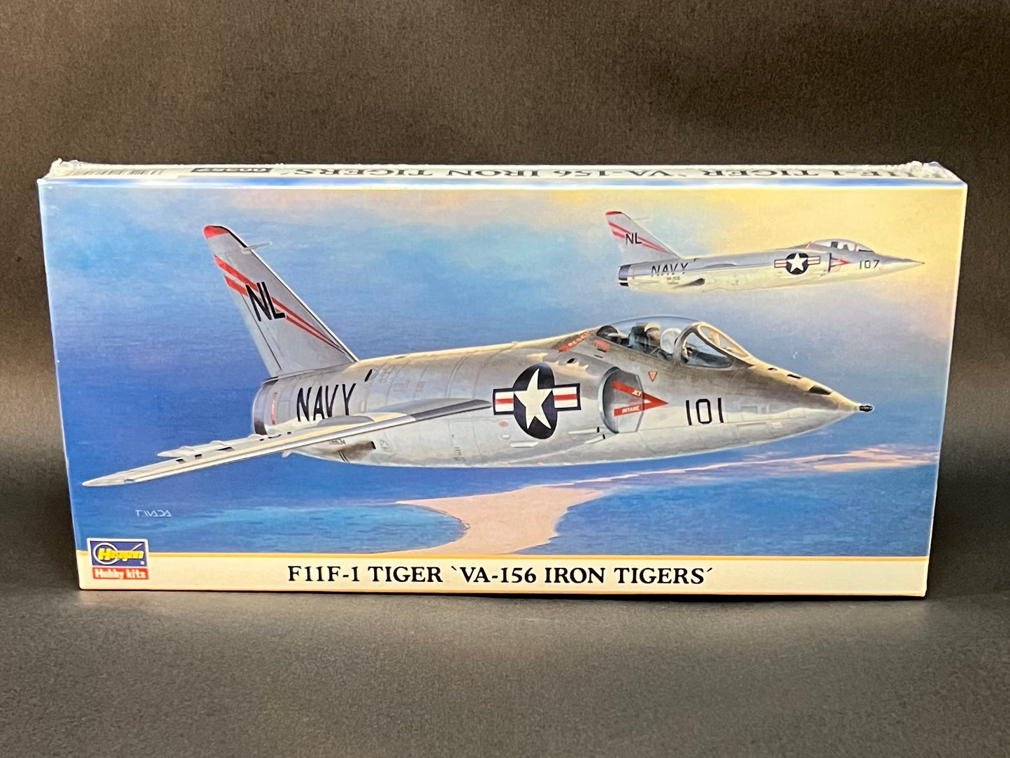 Hasegawa Model Kit 00357 1:72 Scale F11F-1 Tiger 'VA-156 Iron Tigers'