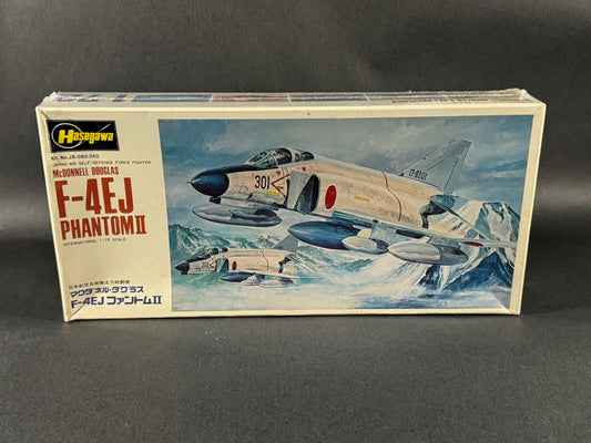 Hasegawa Model Kit JS-080 1:72 Scale McDonnell Douglas F-4EJ Phantom II