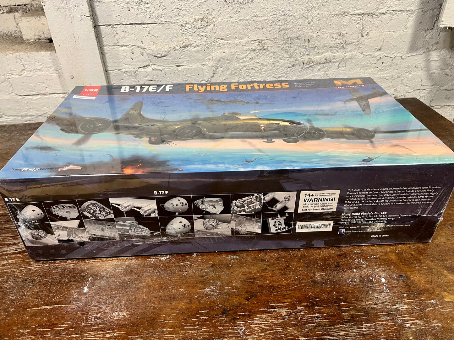 HK Models Kit 01E05 1:32 Scale B-17E/F Flying Fortress