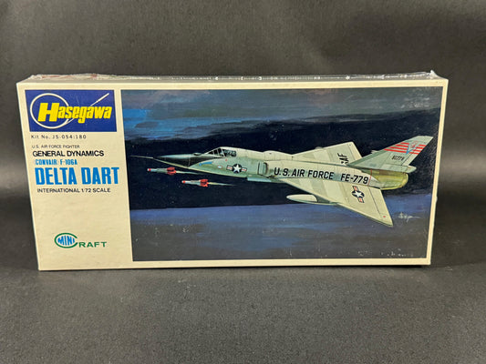 Hasegawa MiniCraft Model Kit JS-054 1:72 Scale General Dynamics (Convair) F-106A Delta Dart