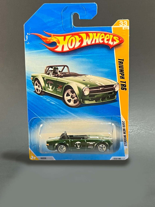 Hot Wheels 2009 New Models #33 Triumph TR6 Green