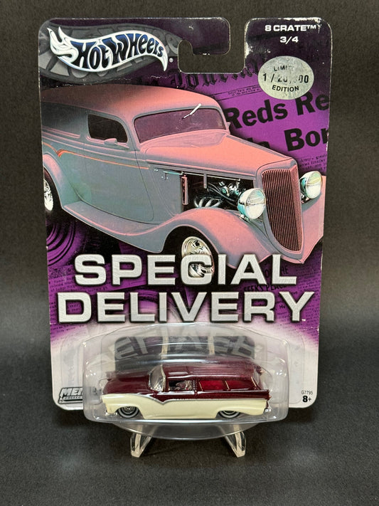 2004 Hot Wheels Limited Edition Special Delivery #3 8 Crate, Red and White