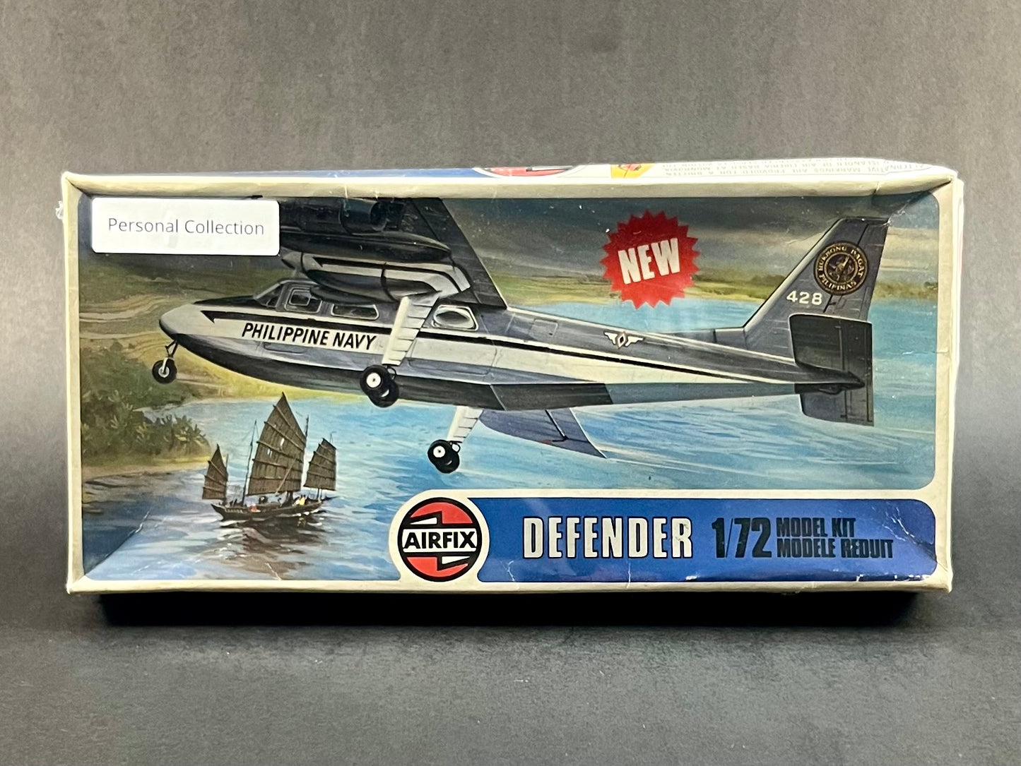 Airfix Model Kit 02062-4 1:72 Scale Defender