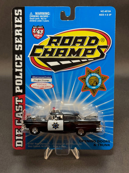 1997 Road Champs Vintage Police Car Series 1:43 California Highway Patrol, Black and White