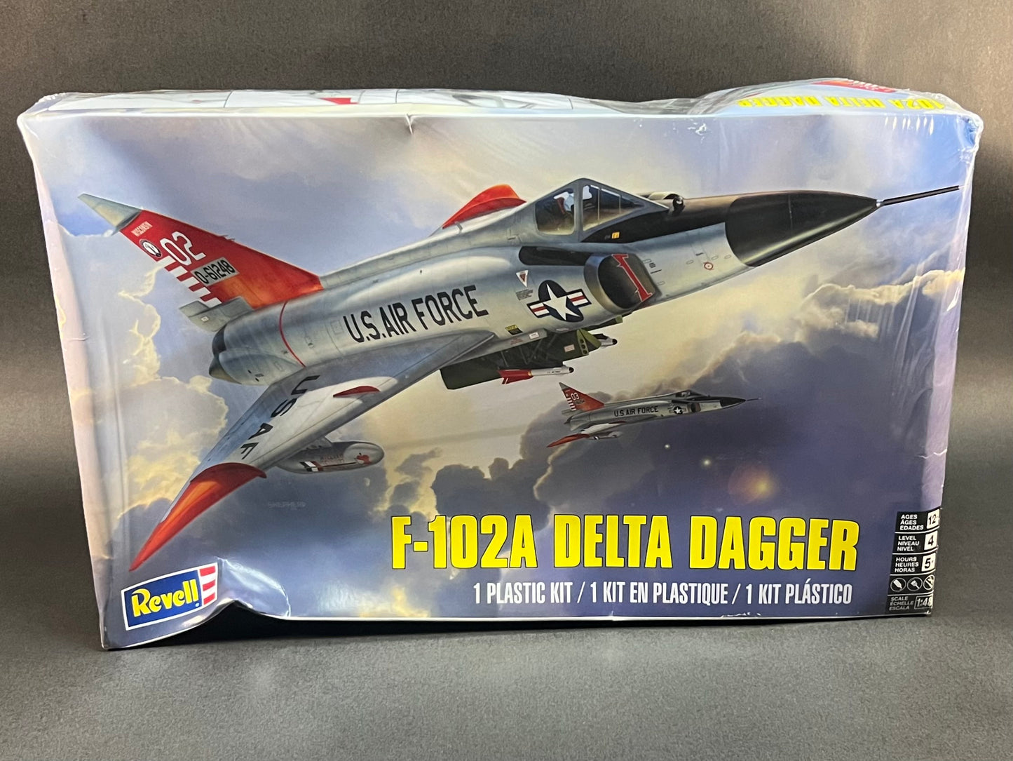 Revell Model Kit 85-5869 1:48 Scale F-102A Delta Dagger