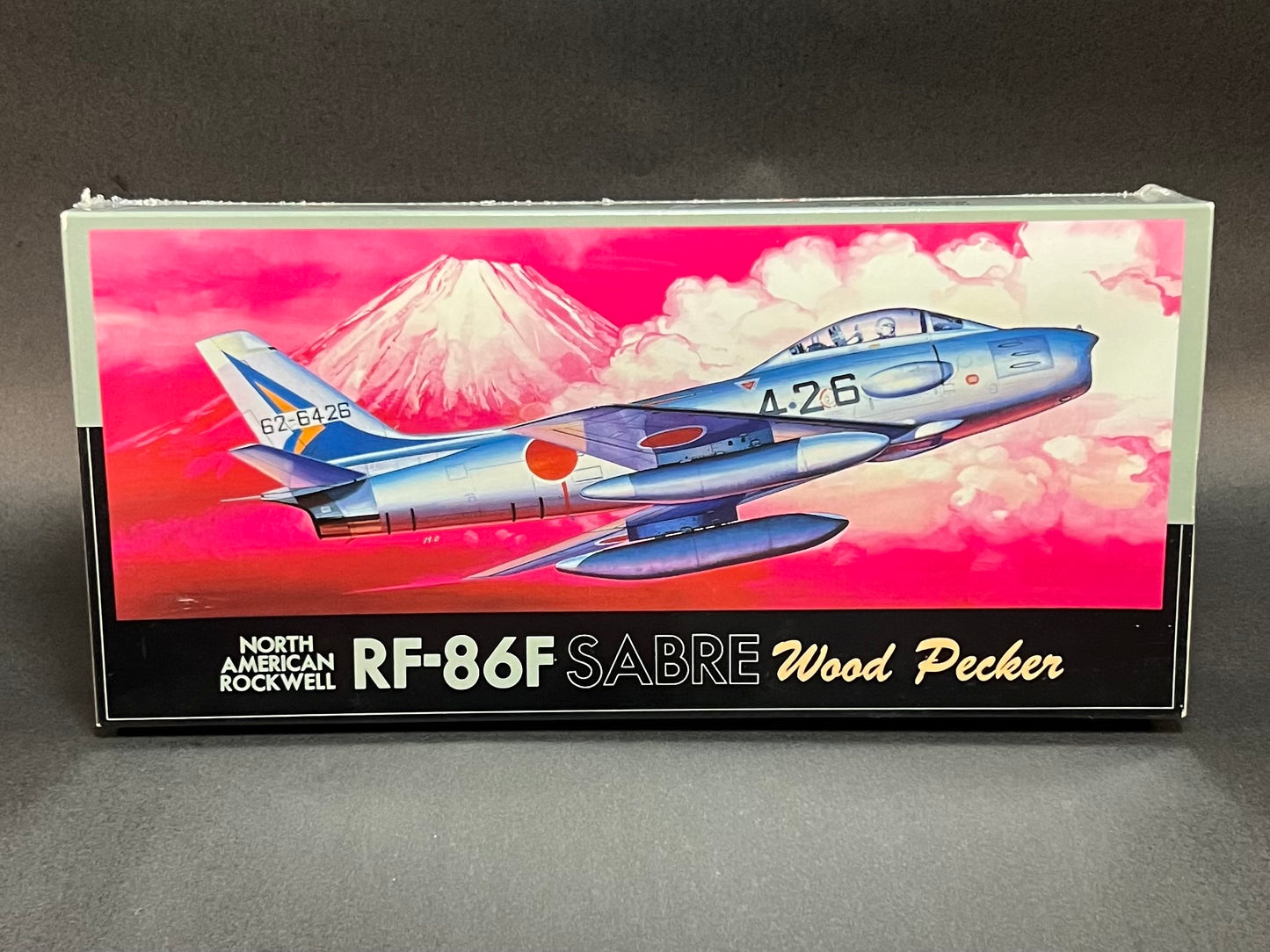 Fujimi Model Kit F-20 1:72 North American Rockwell RF-86F Sabre Wood Pecker