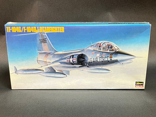 Hasegawa Model Kit 1004 1:72 Scale TF-104G/F-104DJ Starfighter