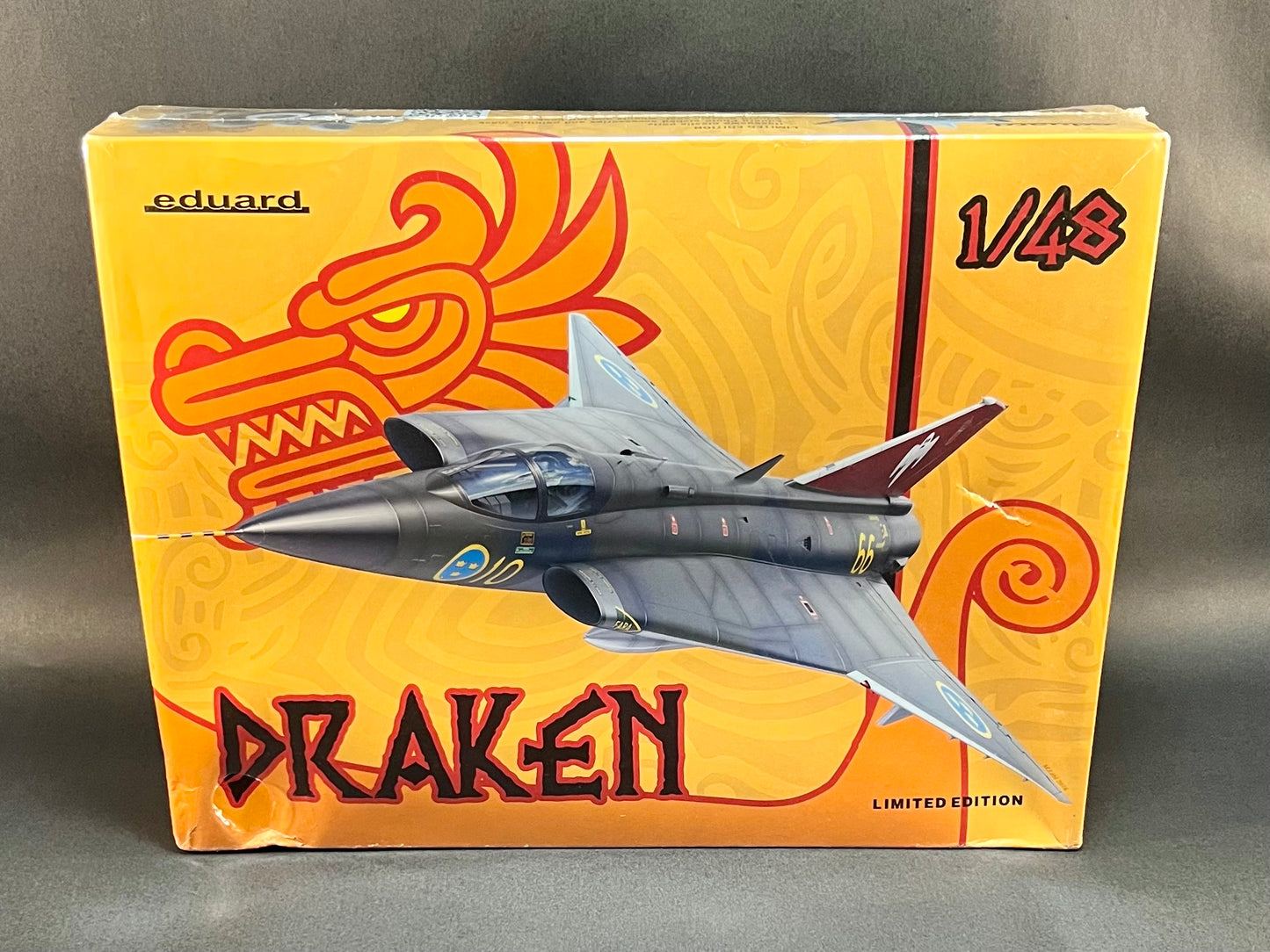 Eduard Model Kit 1135 1:48 Scale Draken