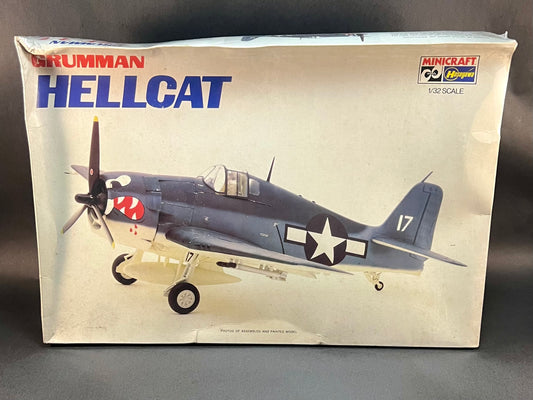 MiniCraft Hasegawa Model Kit 1081 1:32 Scale Grumman Hellcat