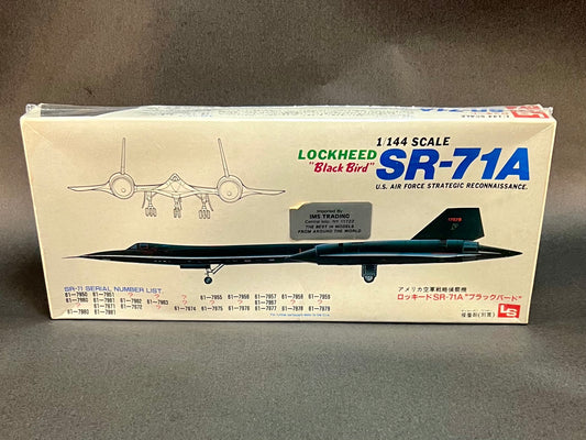 LS Model Kit D7 1:144 Scale Lockheed SR-71A "Black Bird"