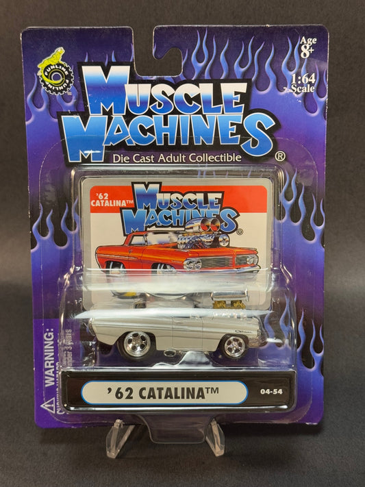 2004 Muscle Machines 04-54 '62 Catalina, White