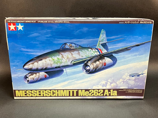 Tamiya Model Kit 61087 1:48 Scale Messerschmitt Me262 A-1A