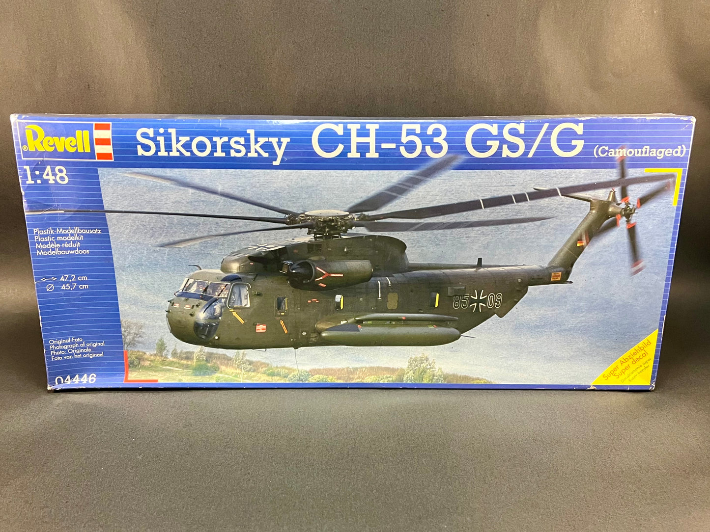 Revell Model Kit 04446 1:48 Scale Sikorsky CH-53 GS/G (Camouflaged)