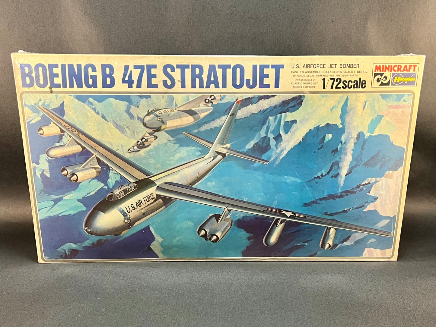 MiniCraft Hasegawa Model Kit JS-23 1:72 Scale Boeing B 47E Stratojet