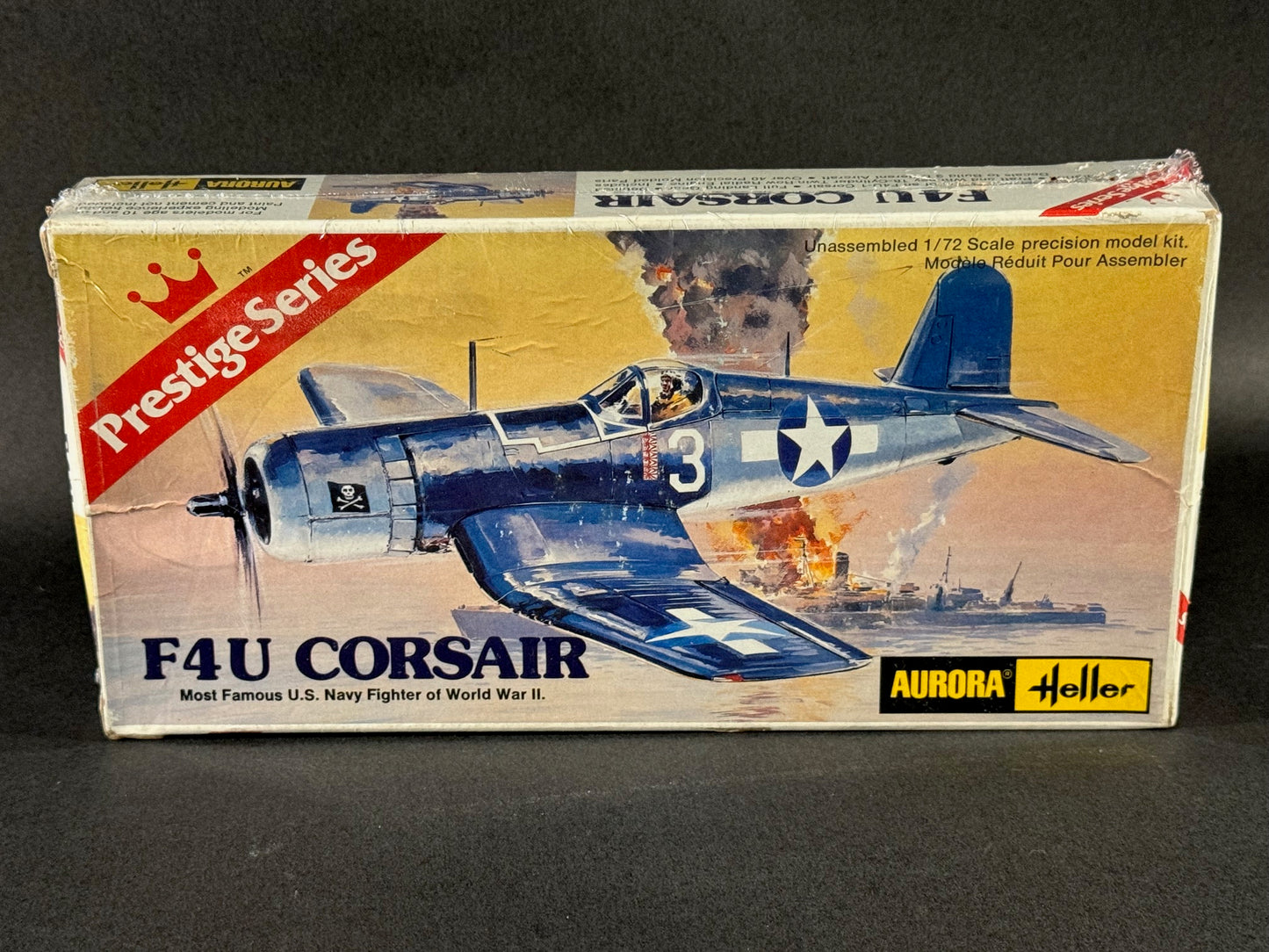 Aurora Heller Model Kit 6601 1:72 Scale F4U Corsair