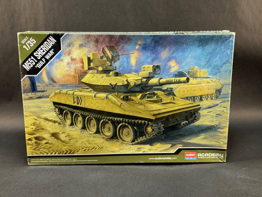 2010 Academy Model Kit 13208 1:35 Scale M551 Sheridan "Gulf War"