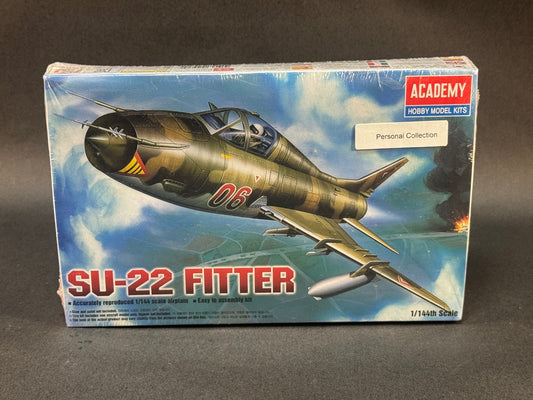 1999 Academy Model Kit 4438 1:144 Scale SU-22 Fitter