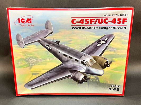 ICM Model Kit 48181 1:48 Scale C-45F/UC-45F WWII USAAF Passenger Aircraft w/Extras