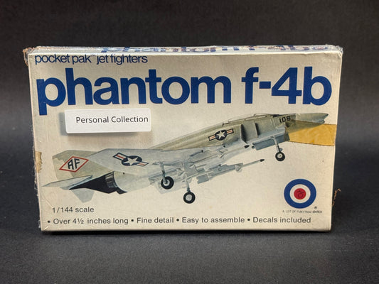 1973 Entex Model Kit 8461 P:49 1:144 Scale Phantom F-4B