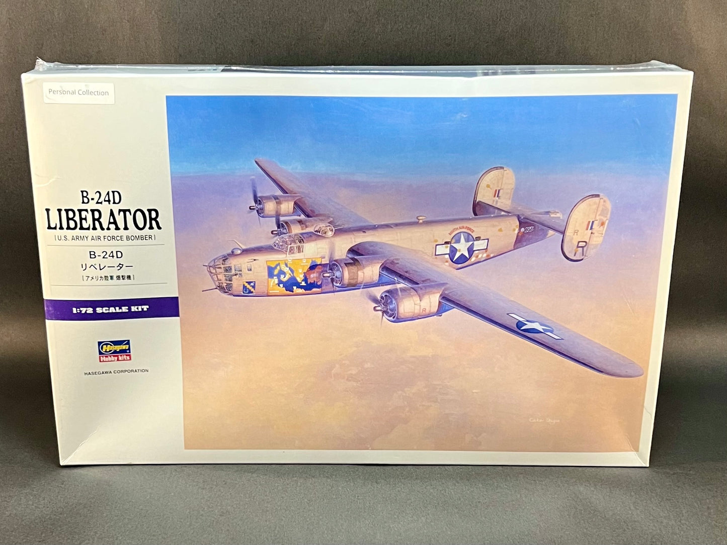 Hasegawa Model Kit E28 1:72 Scale B-24D Liberator