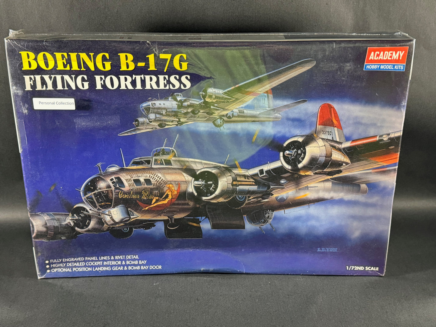 Academy Model Kit 2143 1:72 Scale Boeing B-17G Flying Fortress