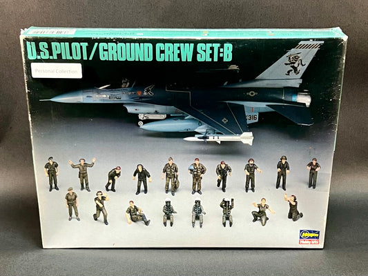 Hasegawa Model Kit X48-5 1:48 Scale US Pilot/Ground Crew Set: B