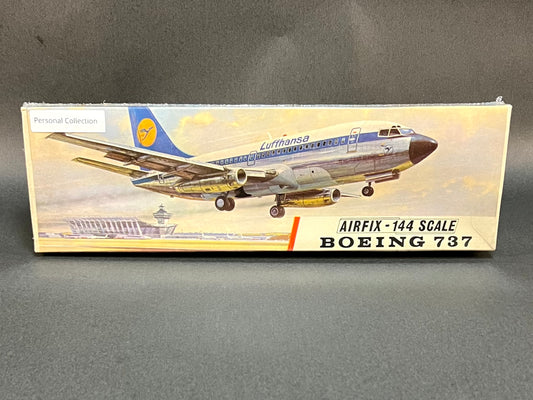 Airfix-144 Model Kit SK505 1:144 Scale Boeing 737