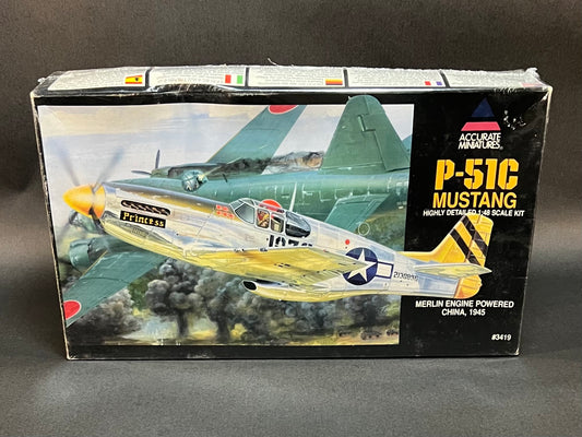 Accurate Miniatures Model Kit 3419 1:48 Scale P-51C Mustang