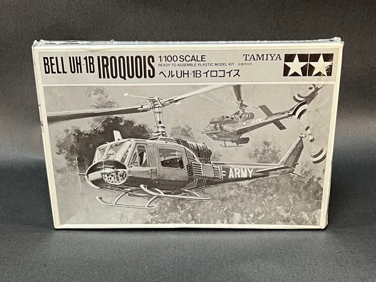 Tamiya Model Kit 94049 1:100 Scale Bell UH-1B Iroquois