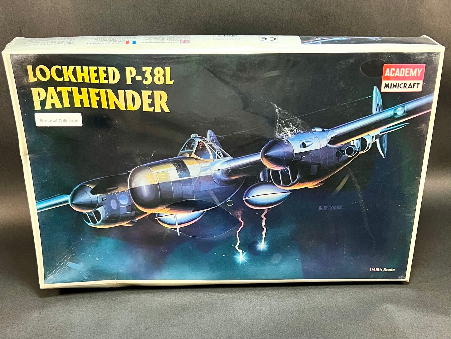 Academy MiniCraft Model Kit 2151 1:48 Scale Lockheed P-38L Pathfinder