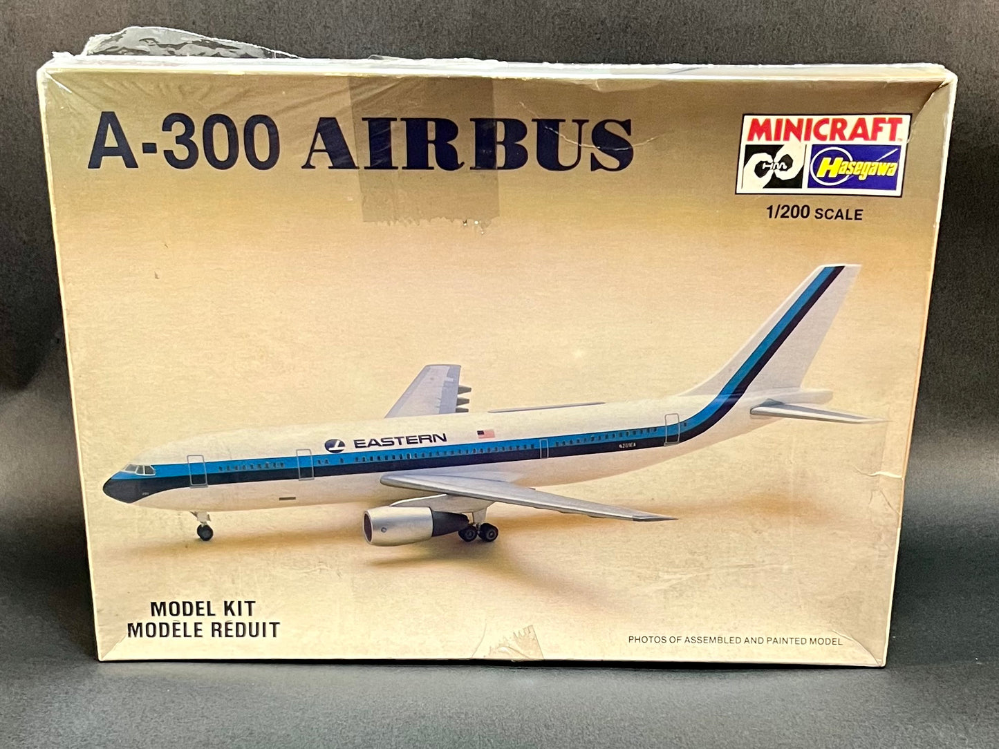 MiniCraft Hasegawa Model Kit 1177 1:200 Scale A-300 Airbus