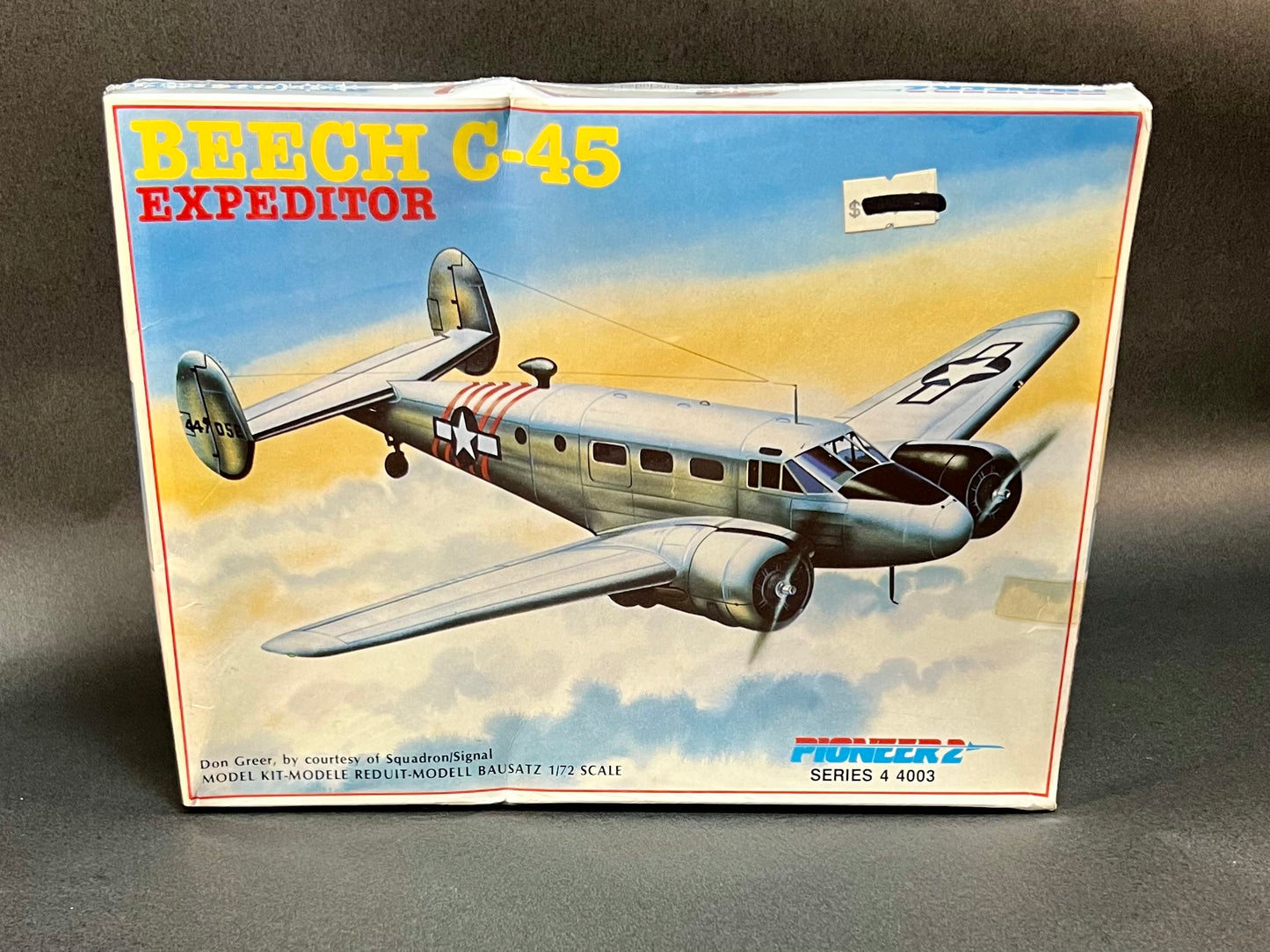 Pioneer 2 Model Kit 4003 1:72 Scale Beech C-45 Expeditor